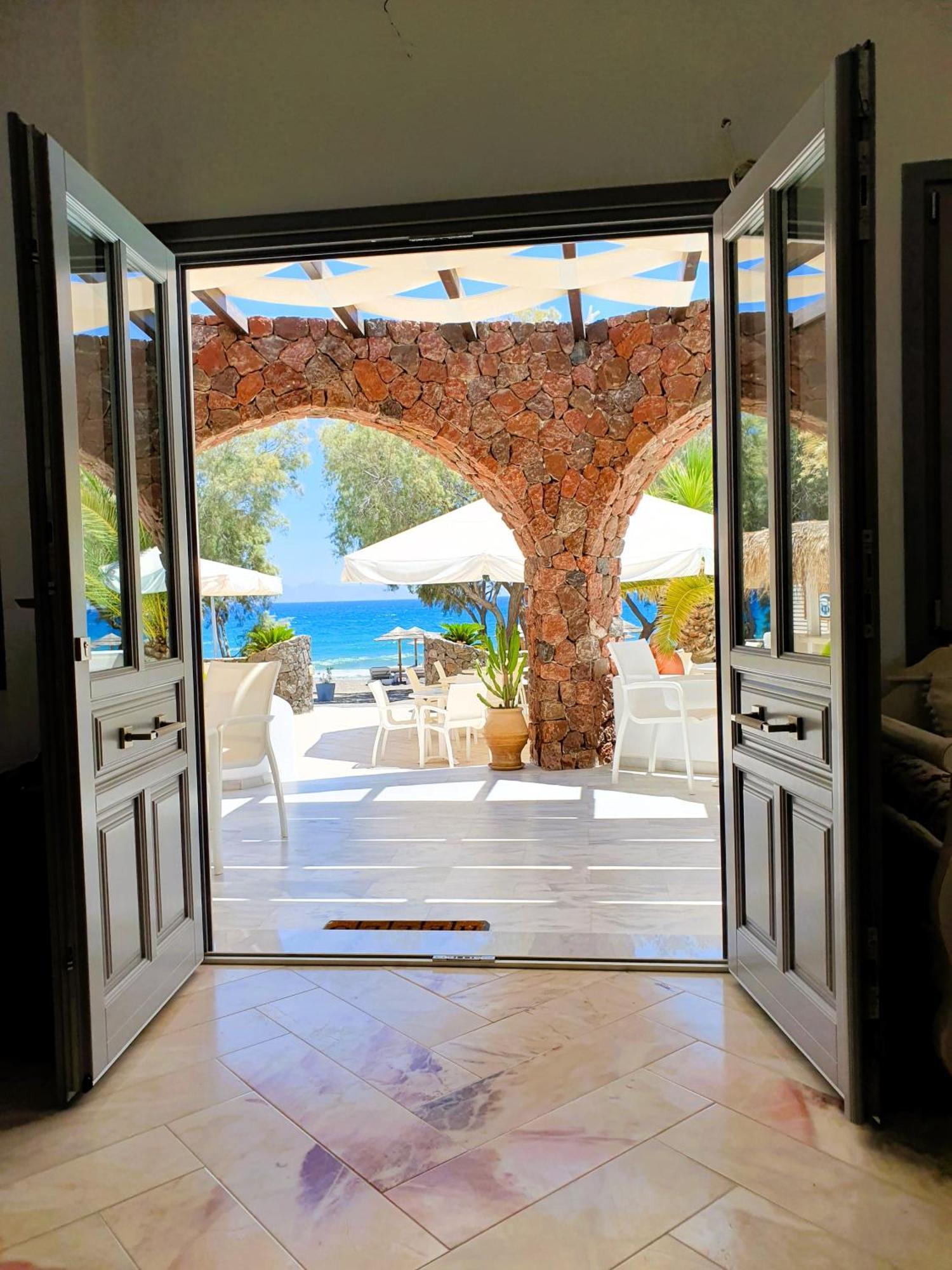 Arion Bay Santorini 3* Kamári