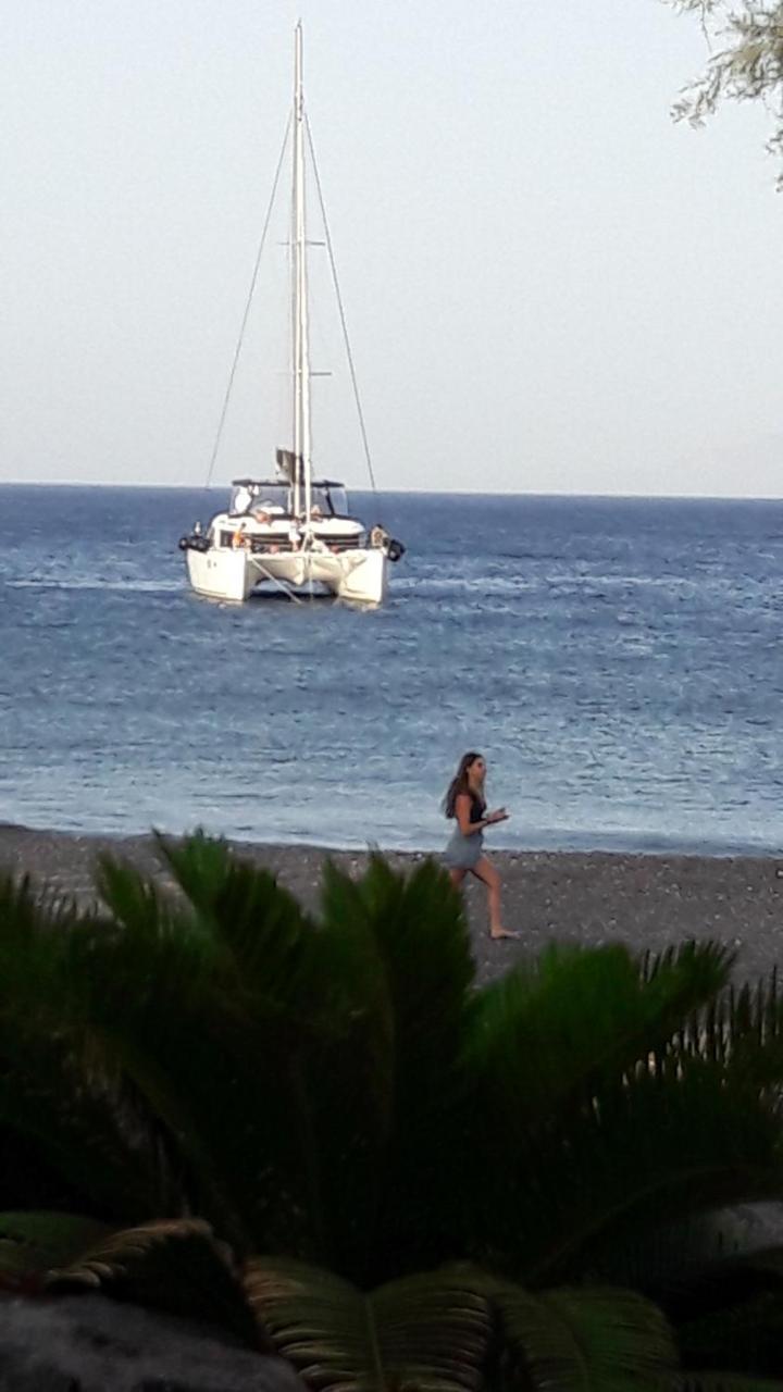 Ξενοδοχείο Arion Bay Santorini Καμάρι
