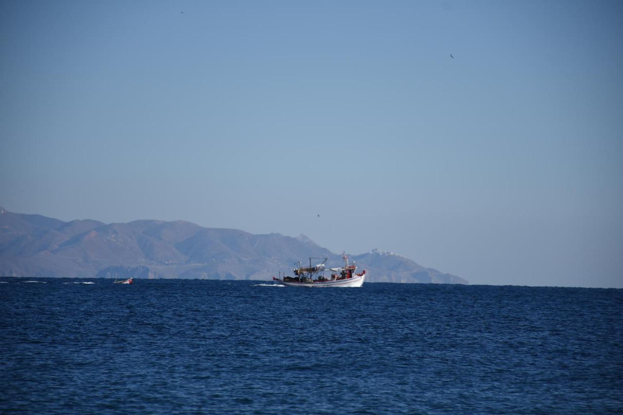 Ξενοδοχείο Arion Bay Santorini 3*